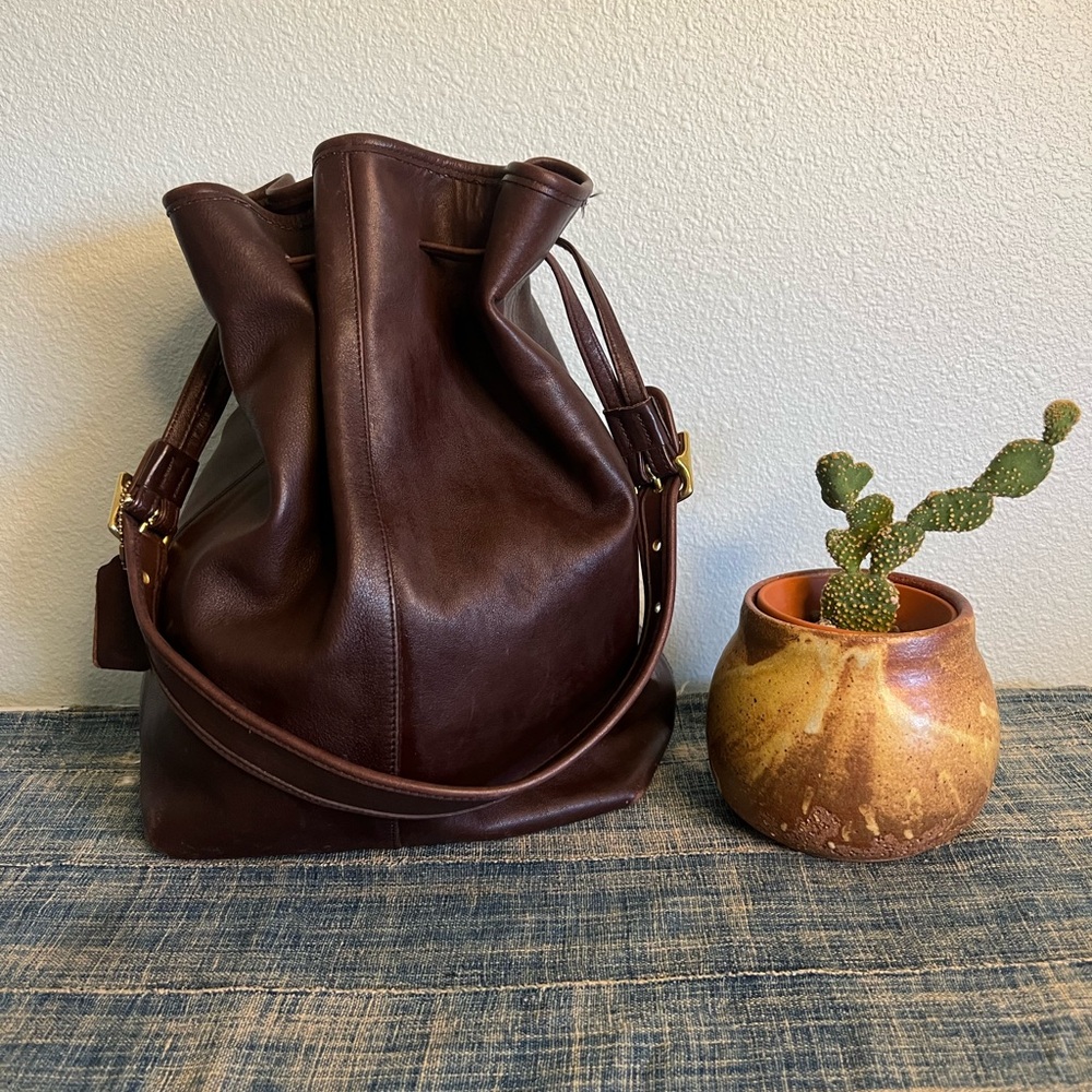 ✨ Vintage Coach 1990 Drawstring Bucket Bag - Brown Glove Tanned Leather ✨